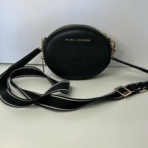 Marc Jacobs round crossbody